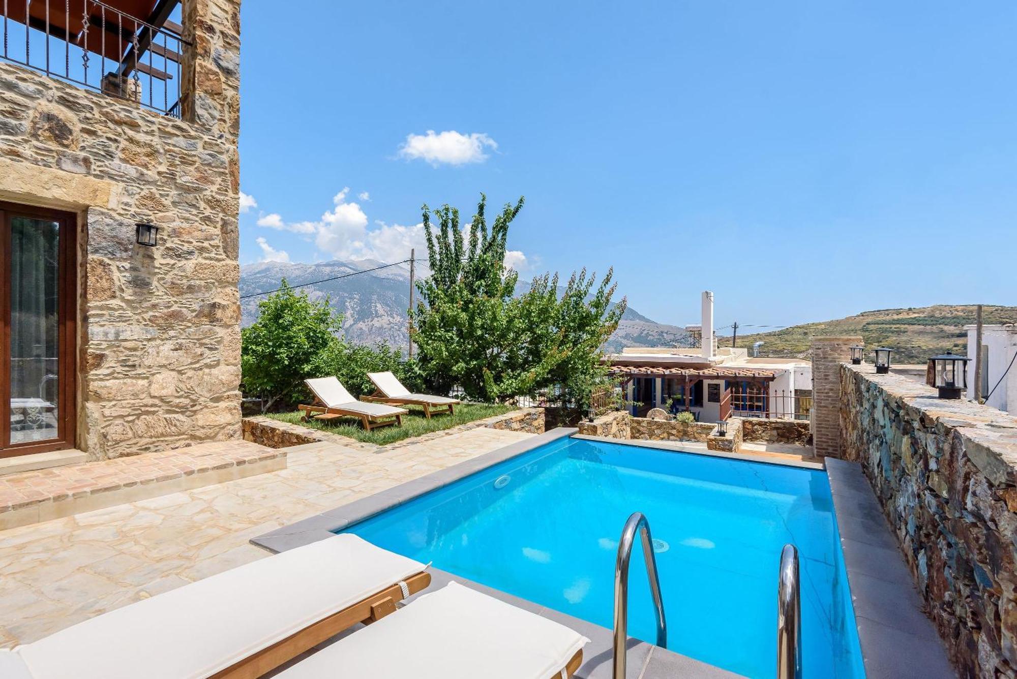 Minos Country Living Apartments Agriles Экстерьер фото
