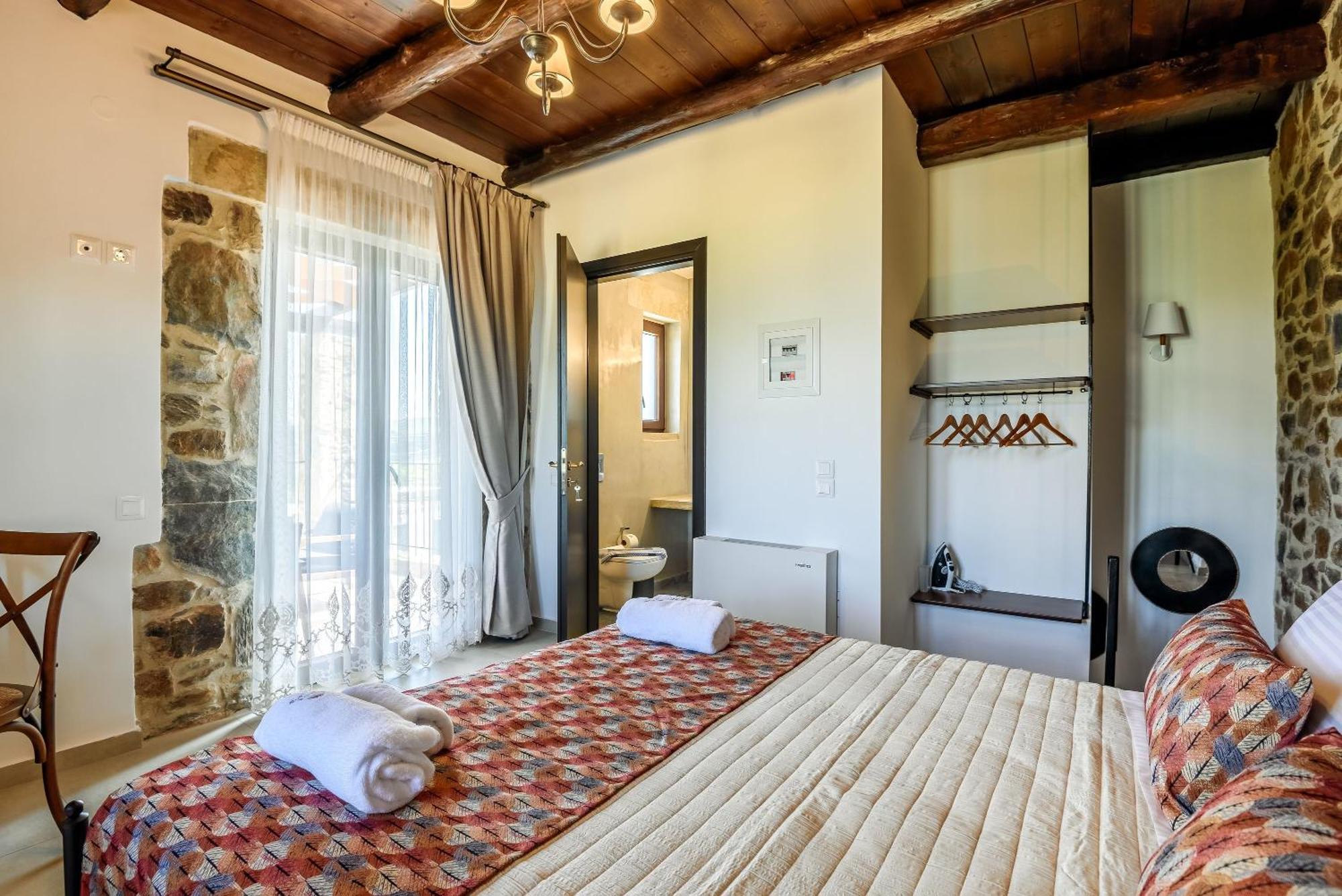 Minos Country Living Apartments Agriles Экстерьер фото