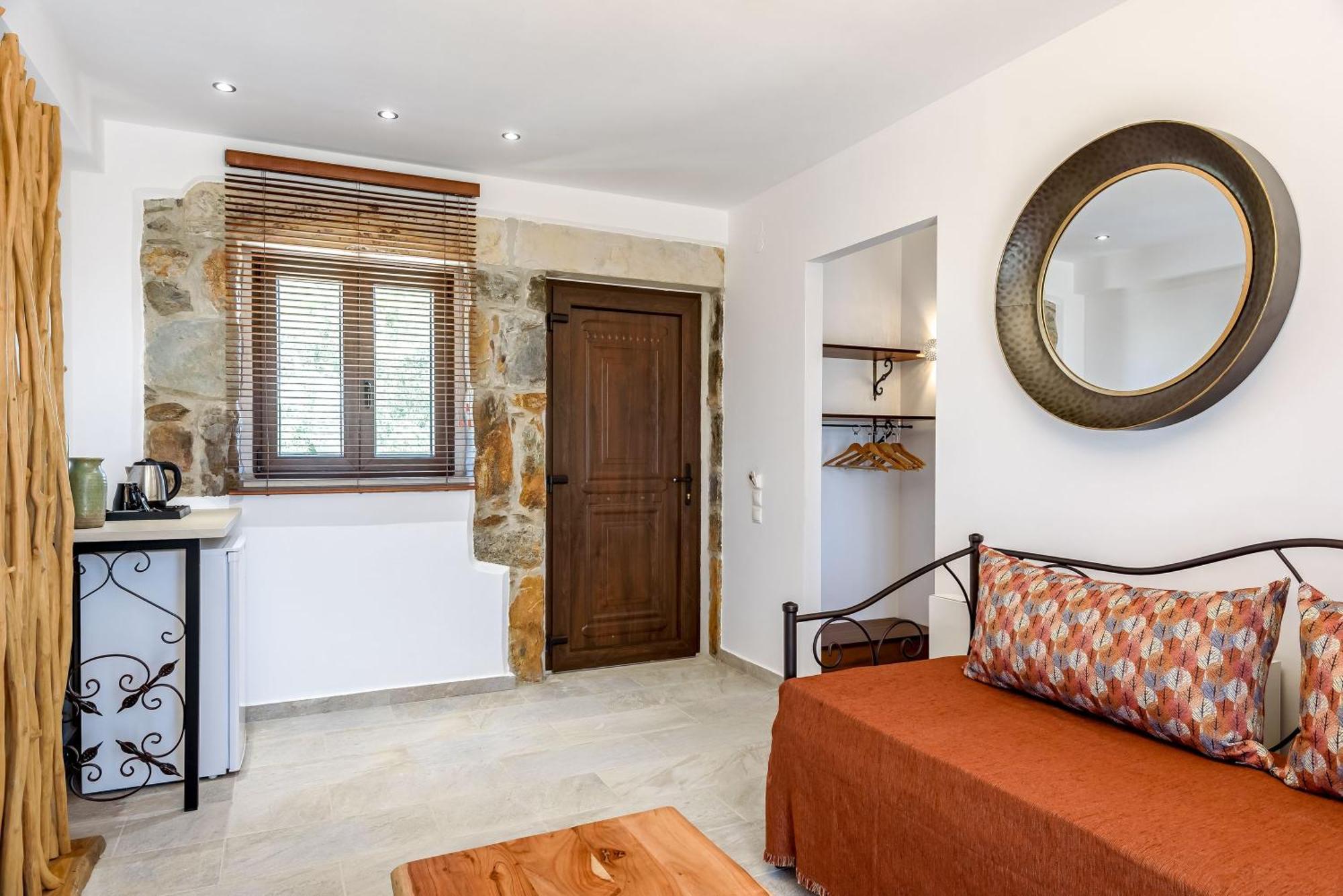 Minos Country Living Apartments Agriles Экстерьер фото